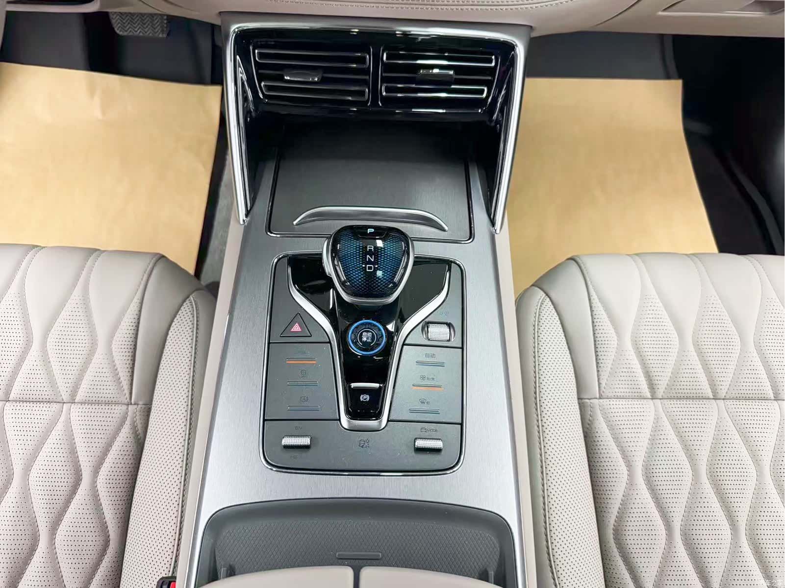 BYD Tang, 2024 18