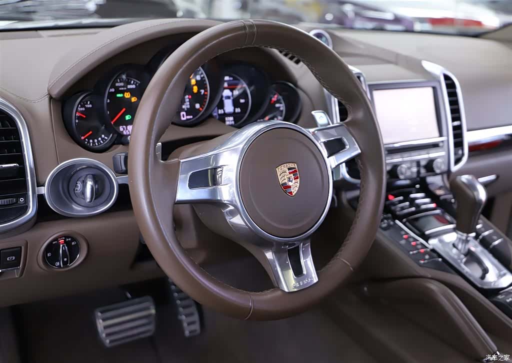 Porsche Cayenne, 2014 16