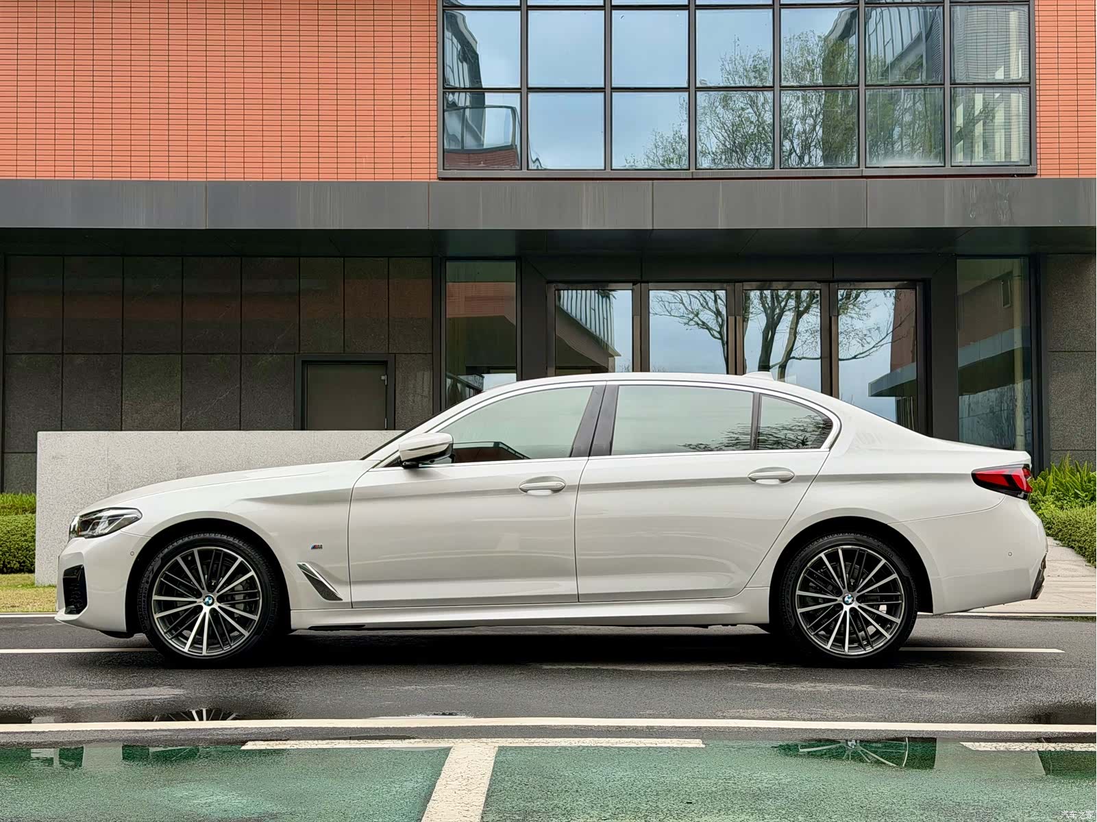 BMW 5 Series, 2021 7