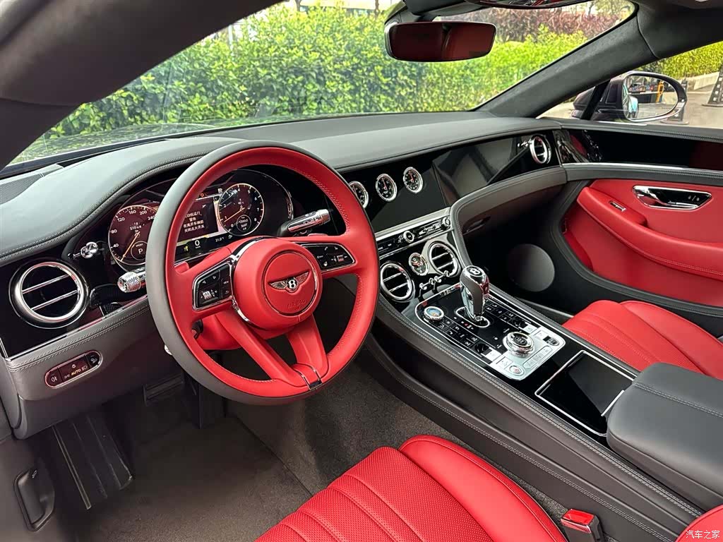 Bentley Continental GT, 2024 6