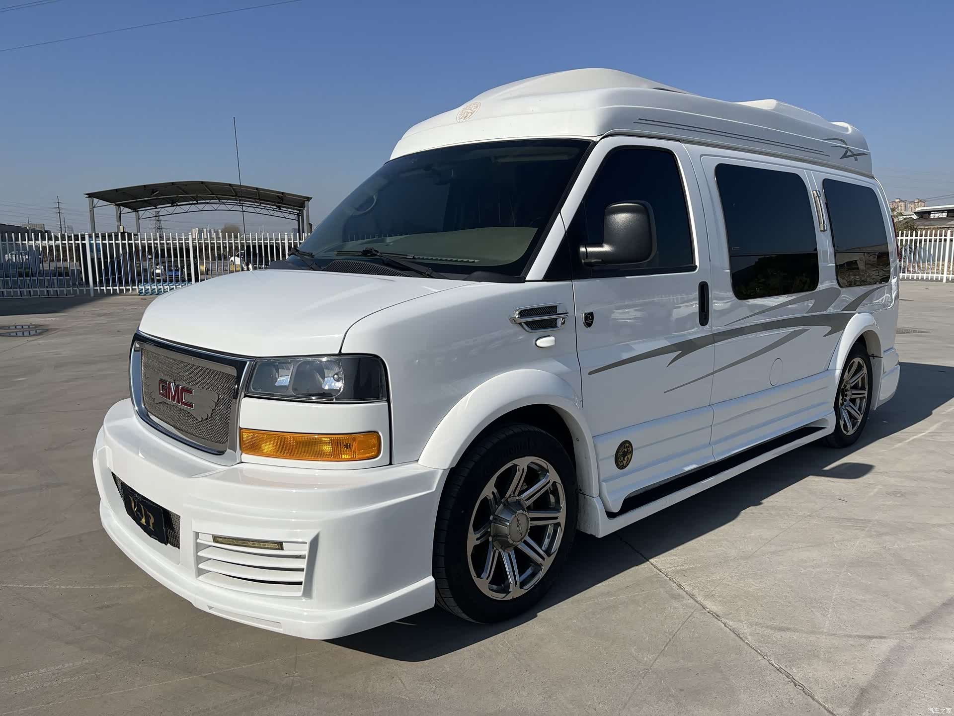 GMC SAVANA, 2015 26