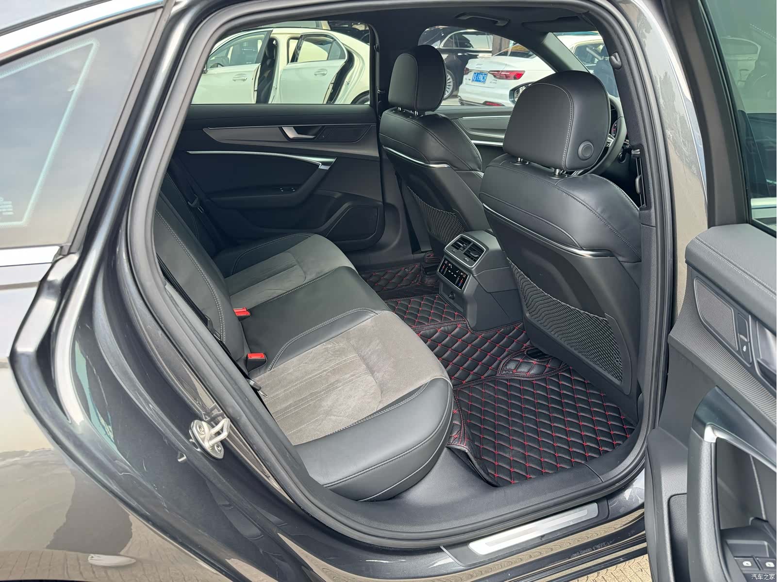 Audi A6L, 2020 14