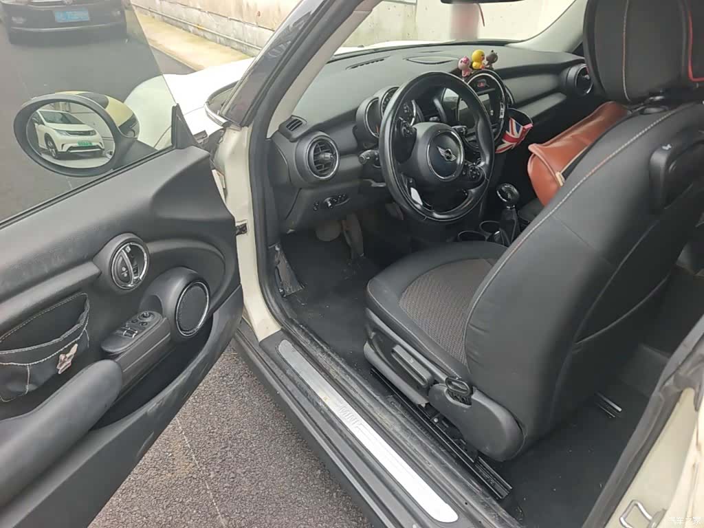 Mini ONE+, 2015 17