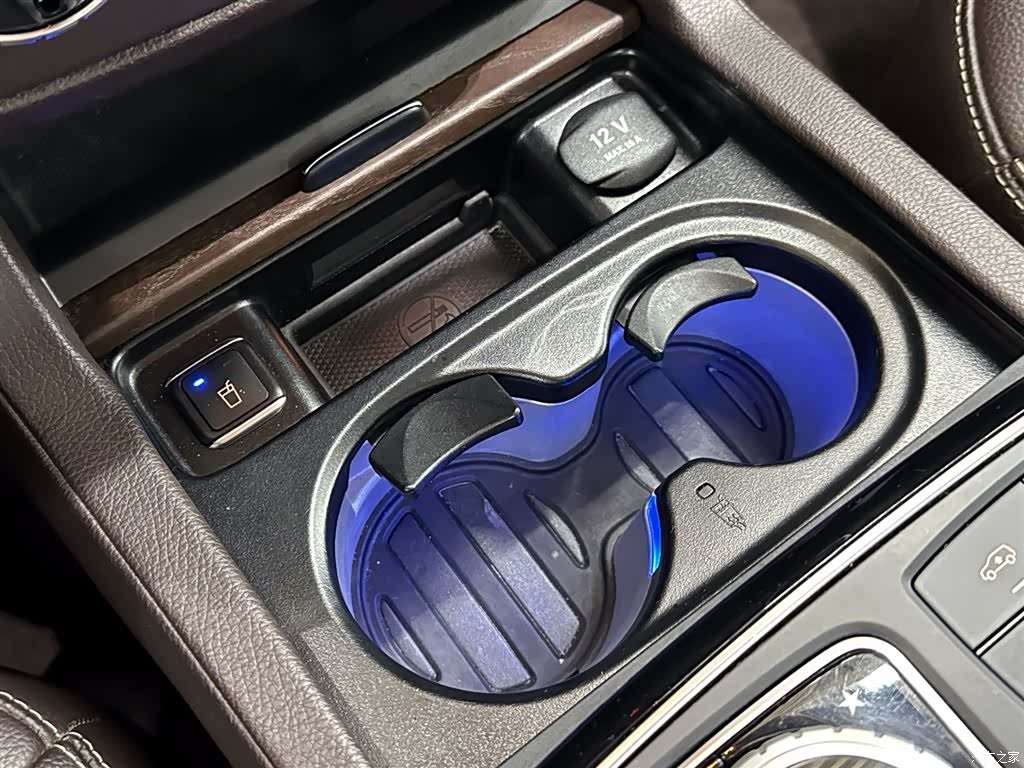 Mercedes-Benz GLE, 2016 15