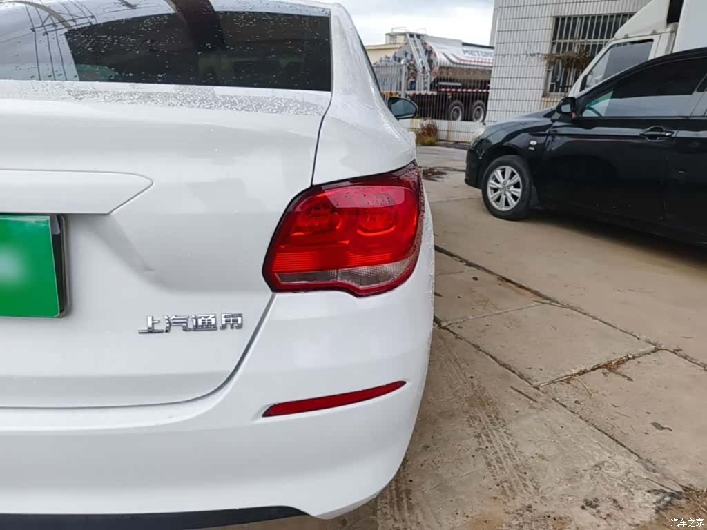 Chevrolet 320, 2018 8