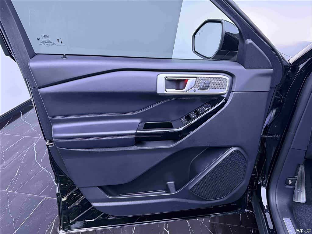 Ford Explorer, 2021 16