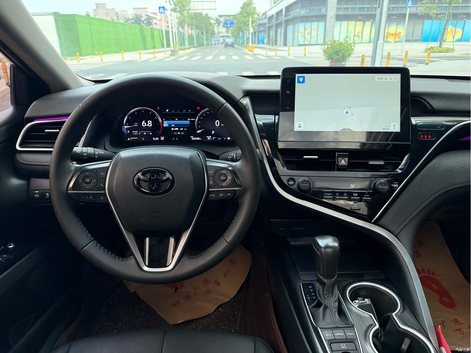 Toyota Camry, 2021 16