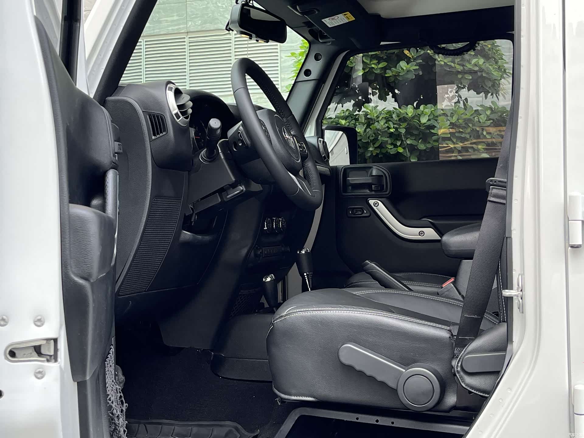 Jeep Wrangler, 2016 13