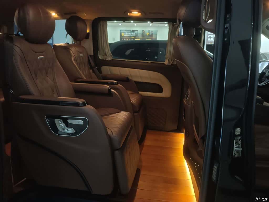Mercedes-Benz VI, 2019 6