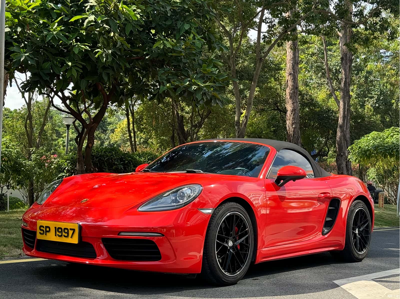 Porsche Boxster, 2017 1