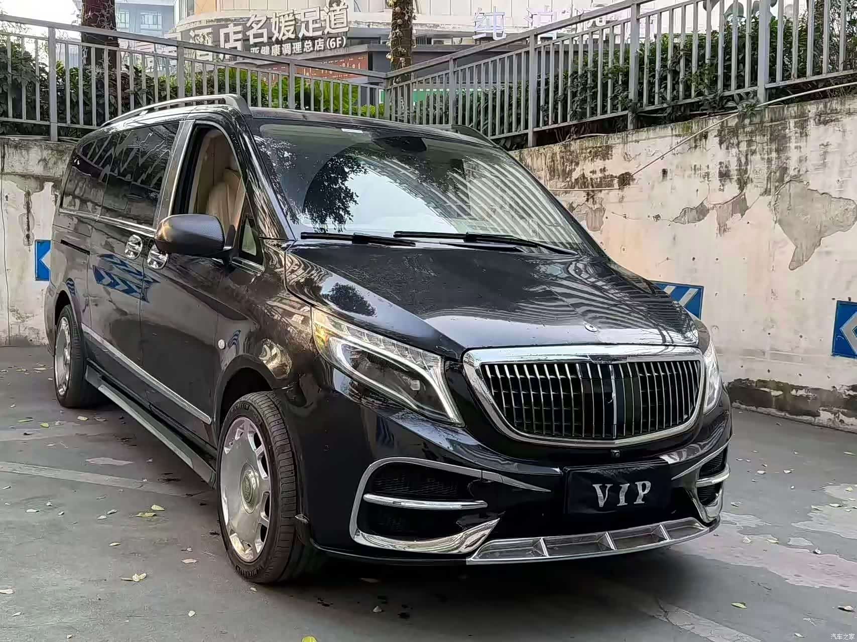 Mercedes-Benz VI, 2019 9