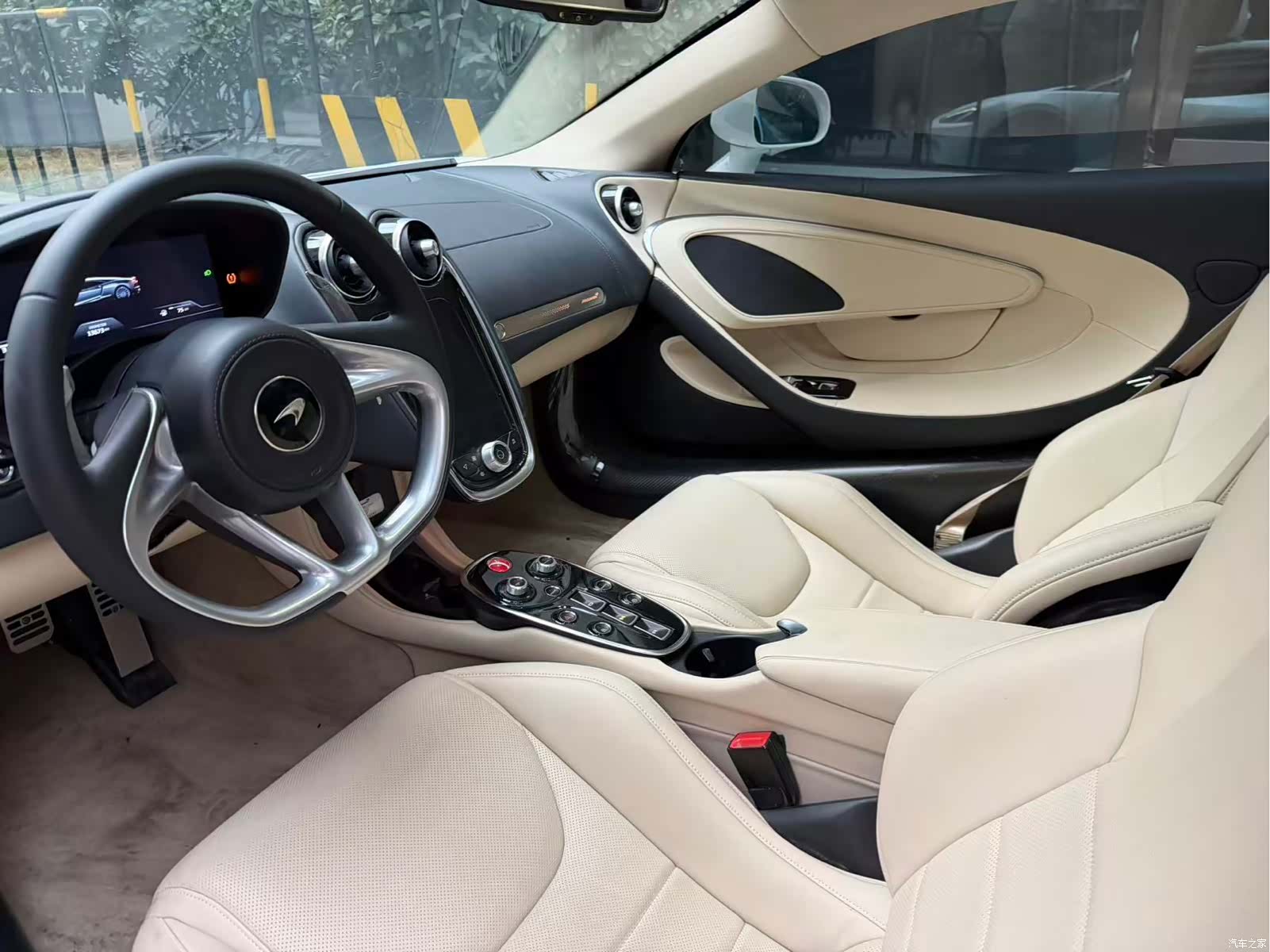 McLaren GT, 2021 все фото