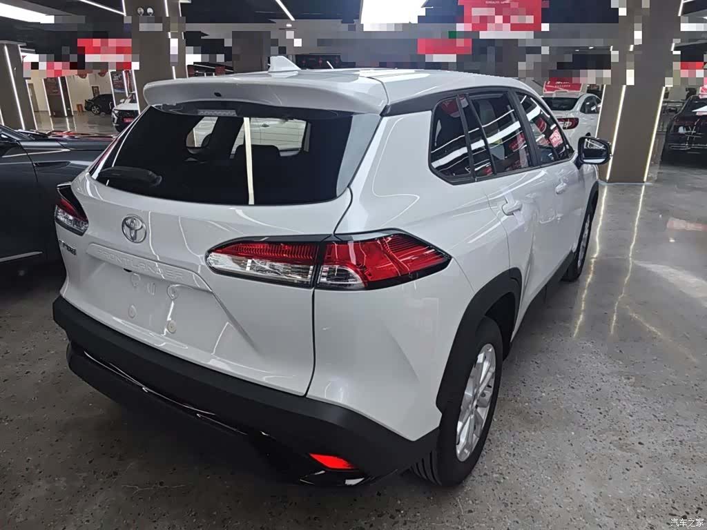 Toyota Frontlander, 2026 12
