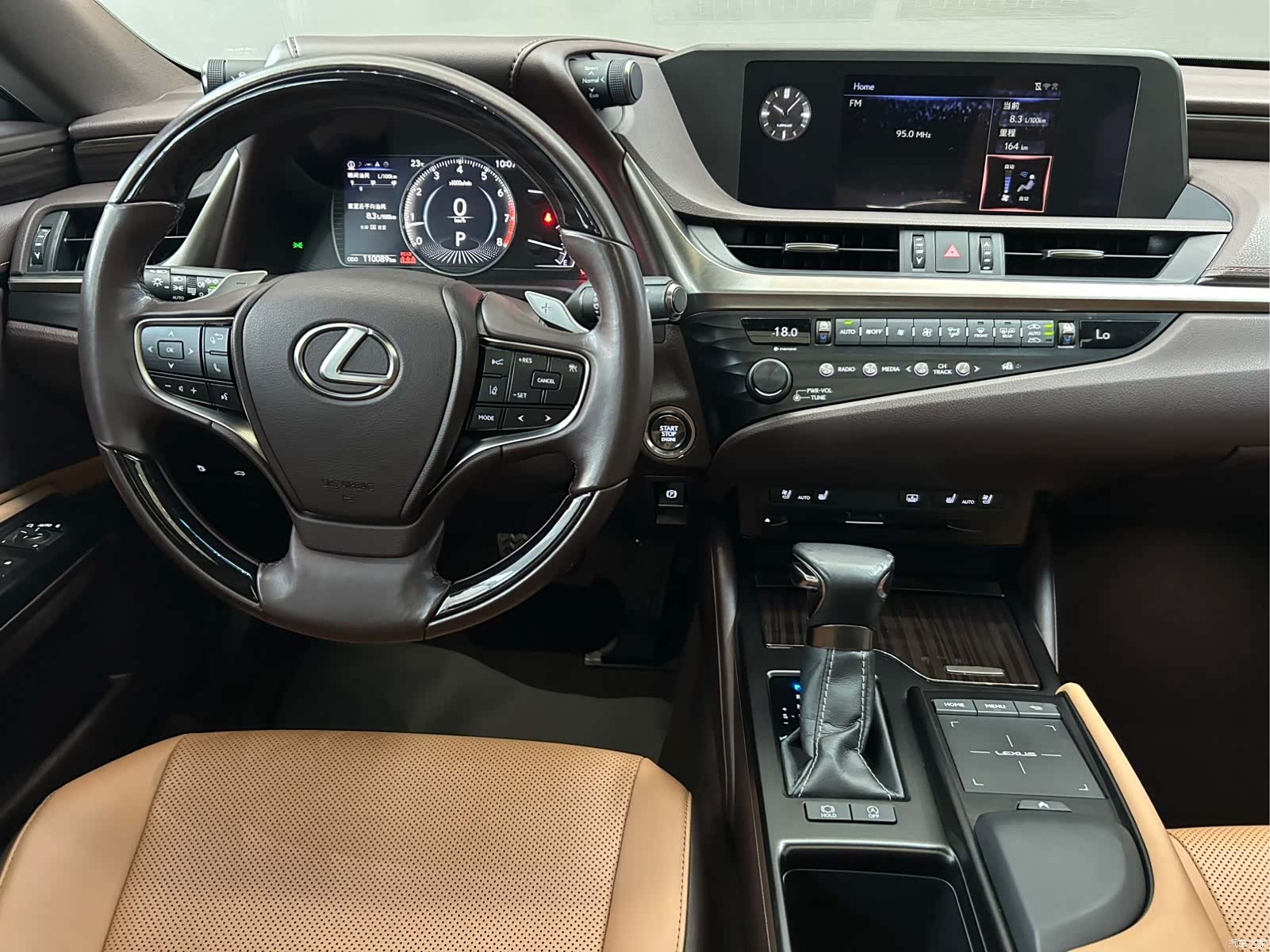 Lexus ES, 2019 9