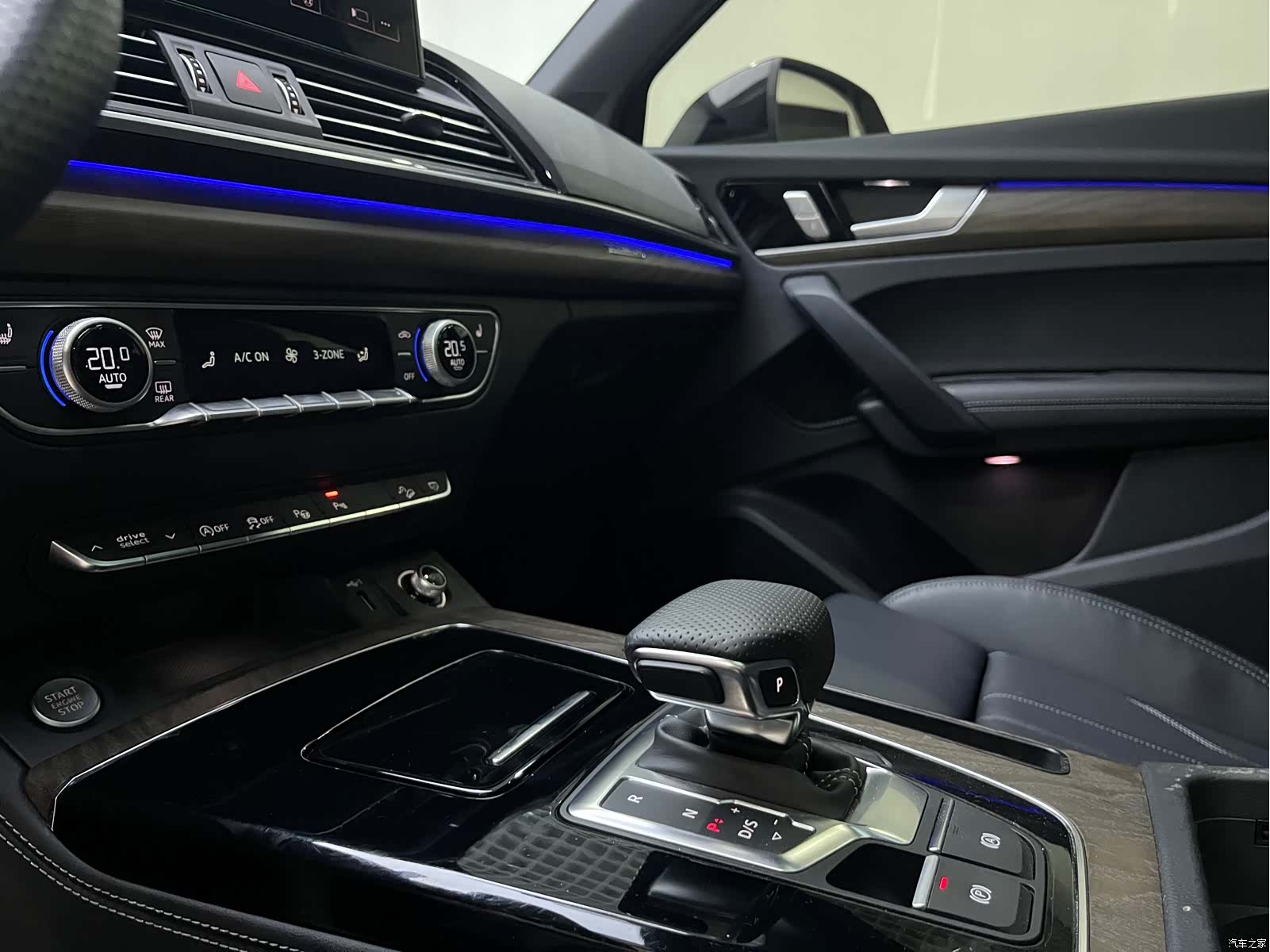 Audi Q5L, 2025 8