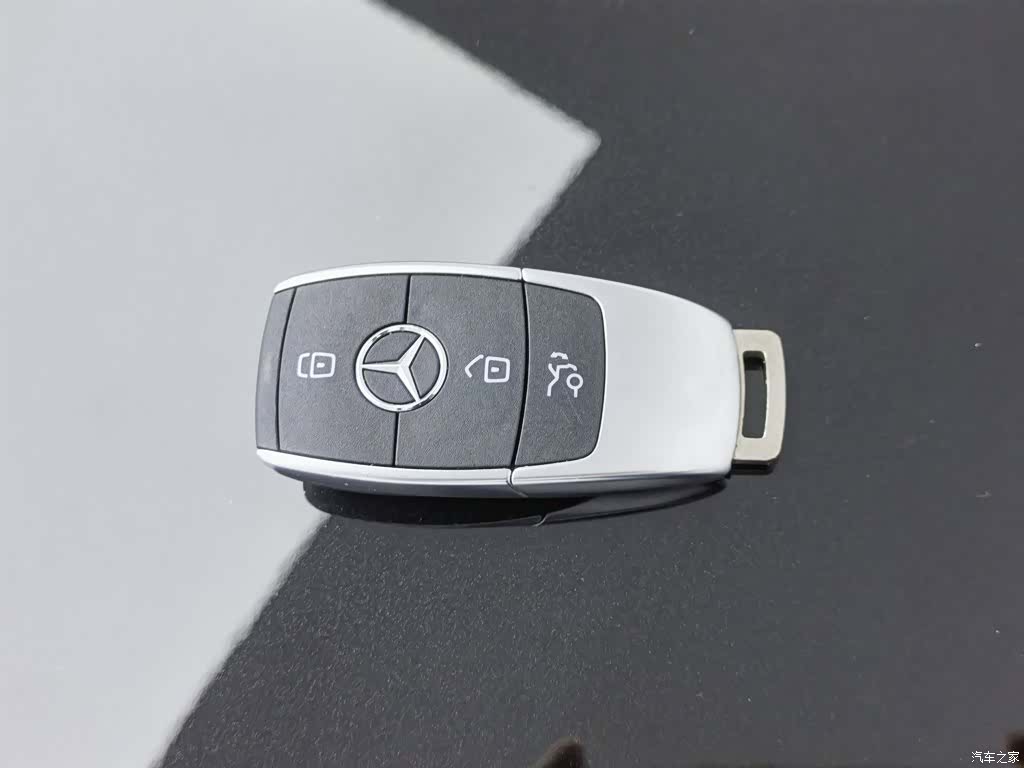 Mercedes-Benz GLE, 2022 19