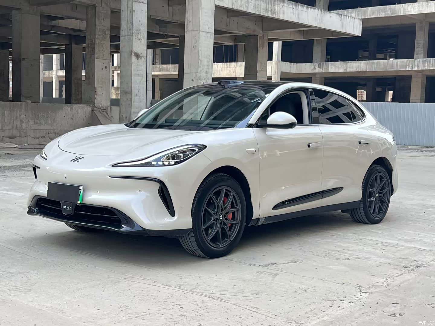 IM Motors LS6, 2024 1