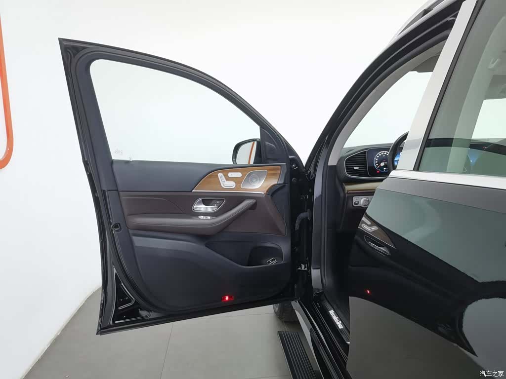 Mercedes-Benz GLE, 2022 8