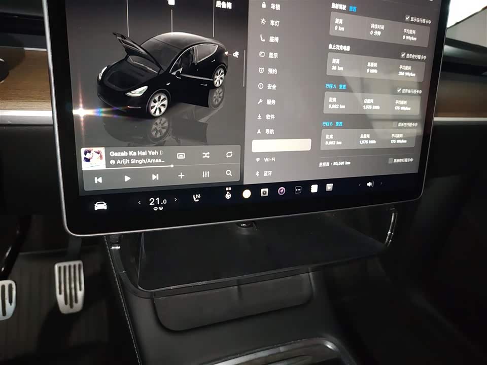 Tesla Model Y Tesla Model Y