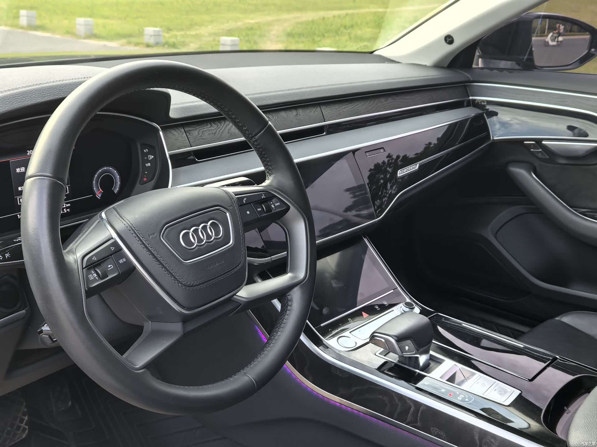 Audi A8L, 2019 6