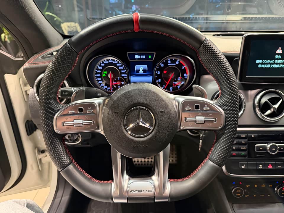 Mercedes-Benz CLA AMG