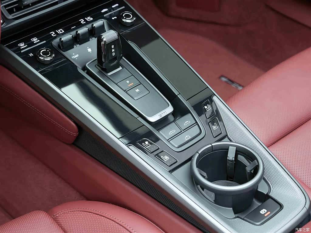 Porsche 911, 2023 12