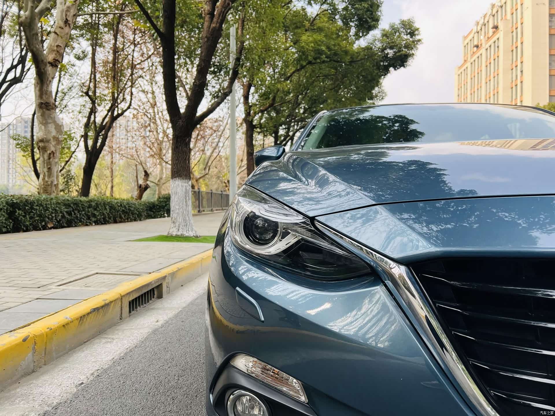 Mazda Mazda3, 2015 4