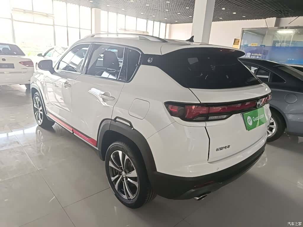 Changan CS35, 2022 все фото
