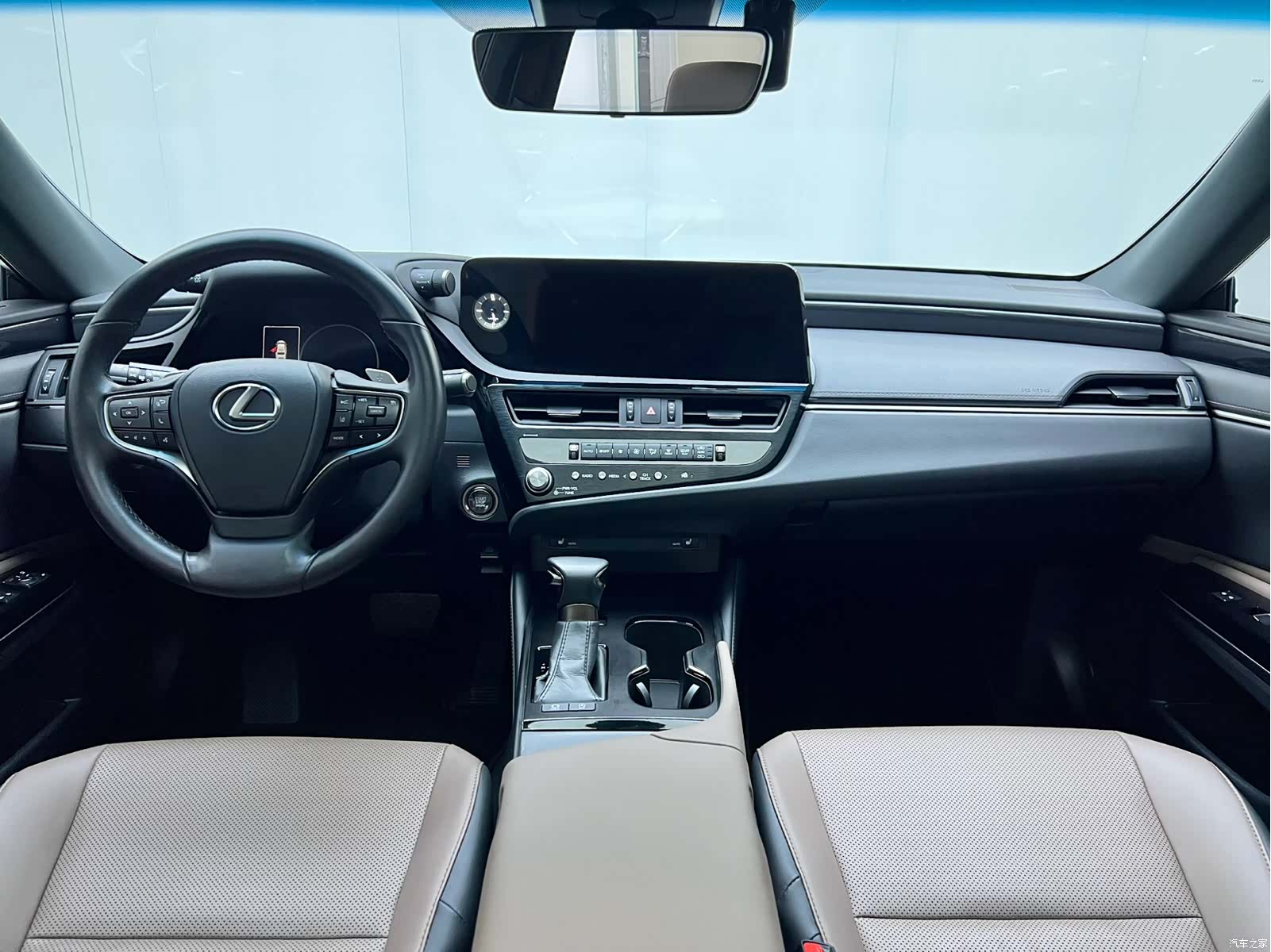 Lexus ES, 2024 6