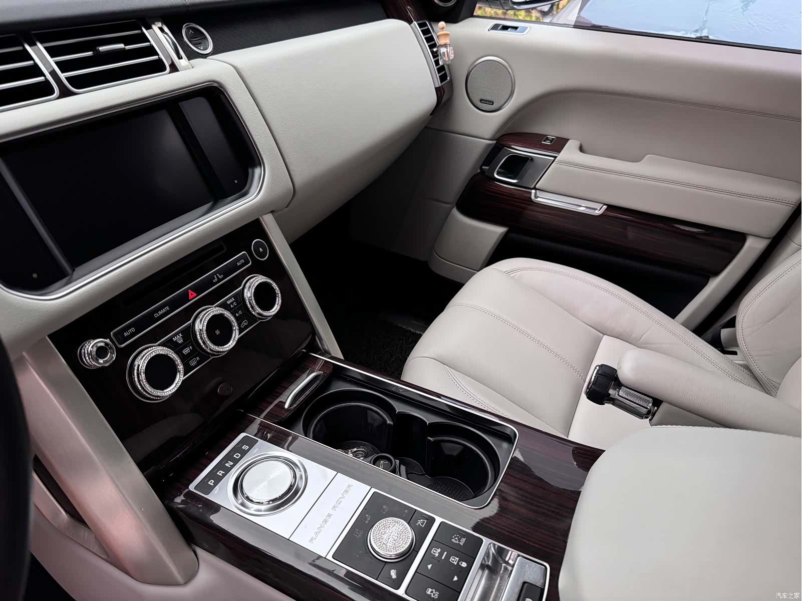 Land Rover Range Rover, 2016 10