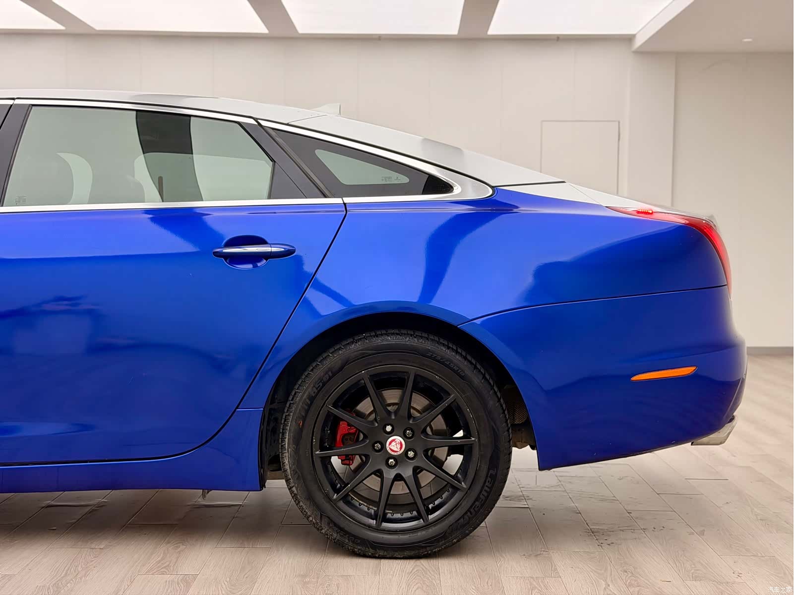 Jaguar XJ, 2014 11