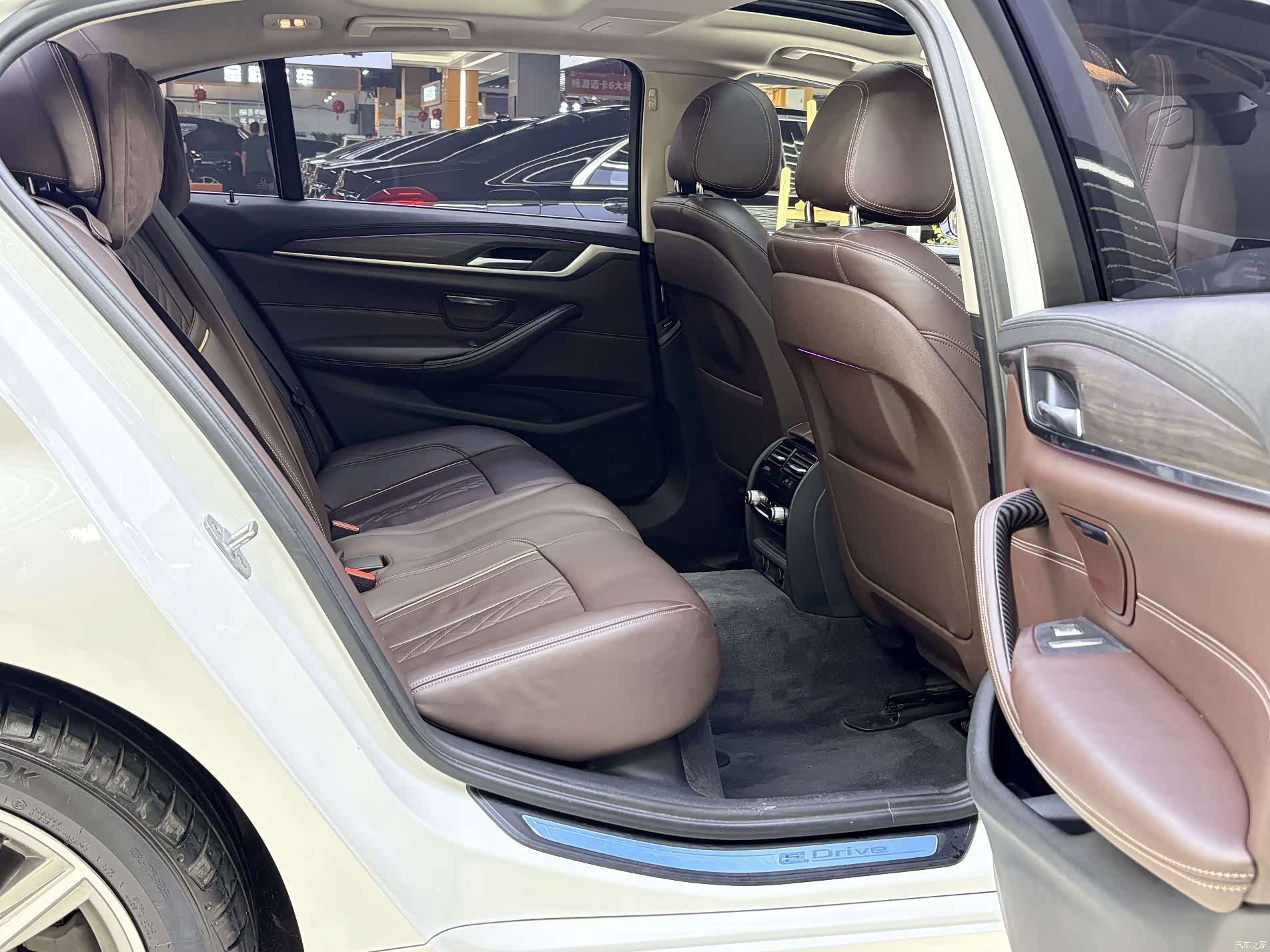 BMW 5 Series, 2018 12