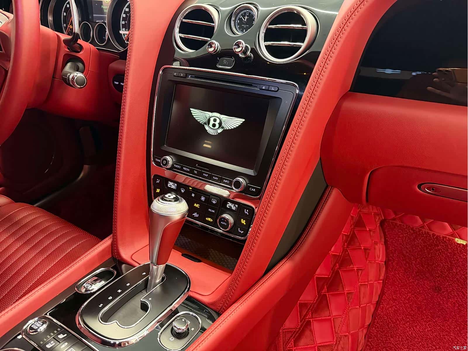 Bentley Flying Spur, 2018 4