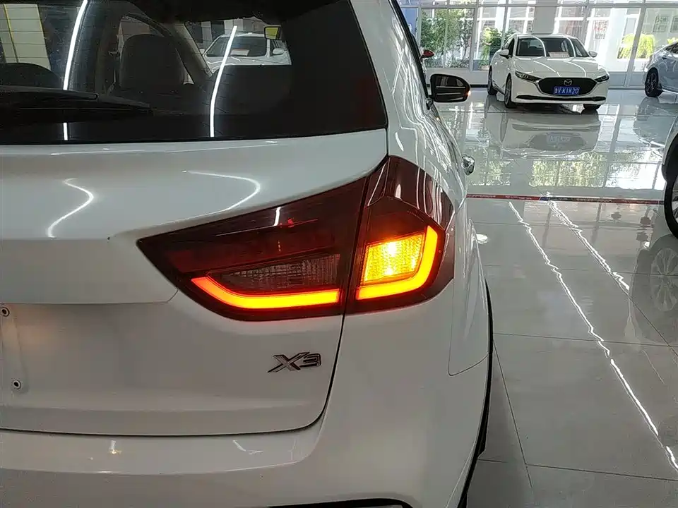Geely Vision X3