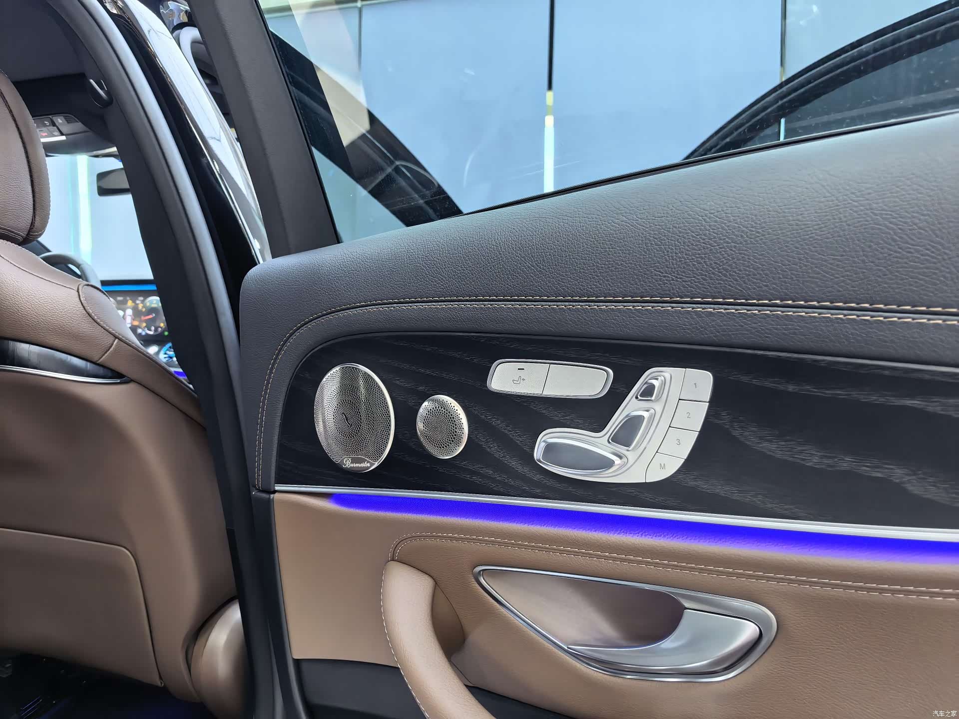 Mercedes-Benz E-Class, 2023 8