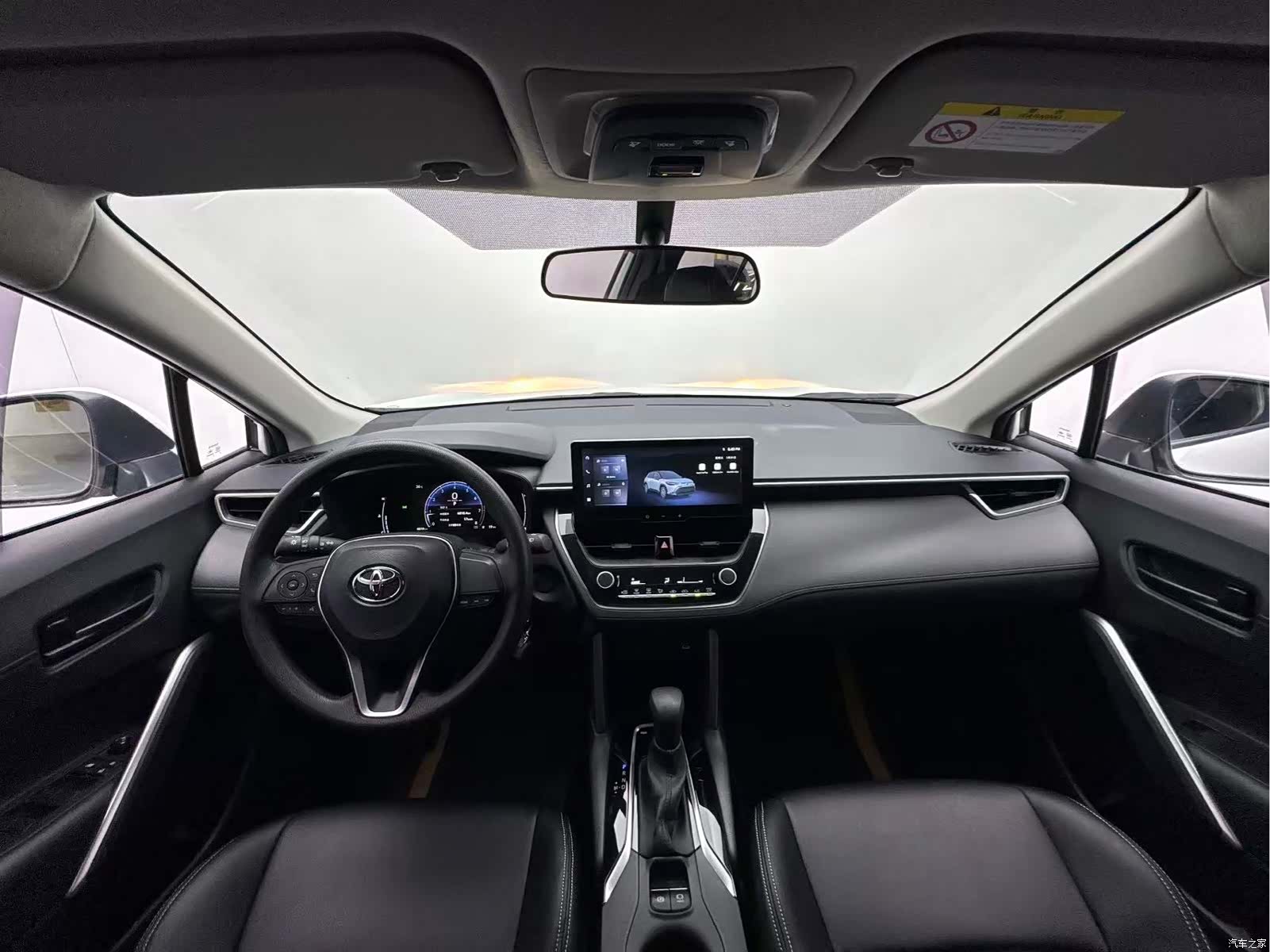 Toyota Frontlander, 2023 4