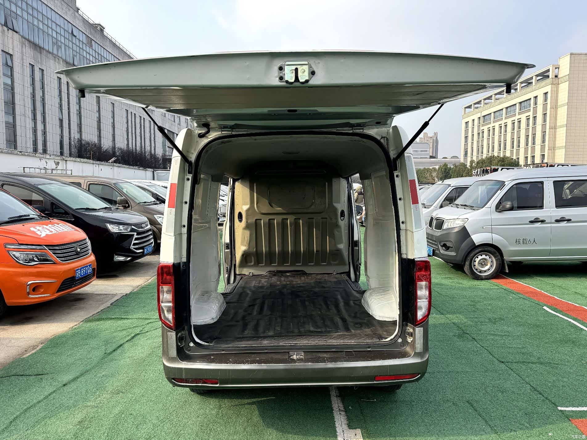 Changan V3, 2022 10