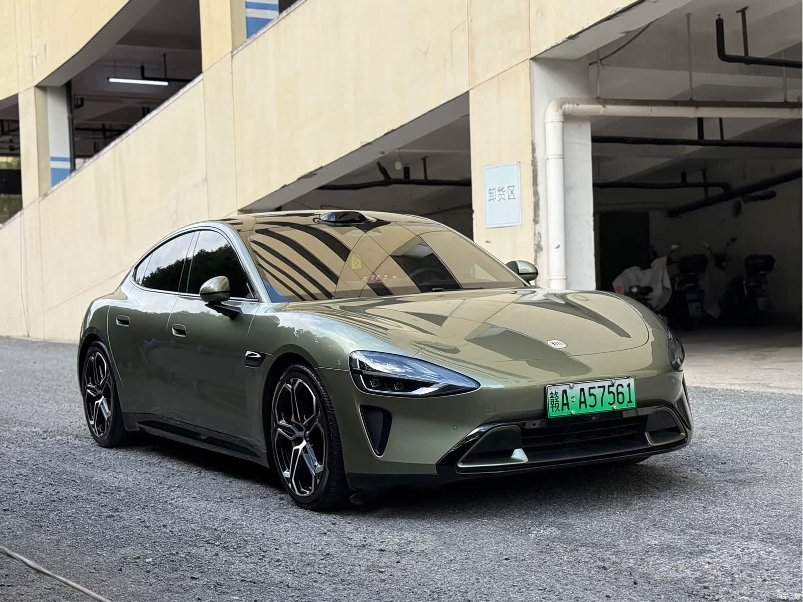 Xiaomi SU7, 2024 3