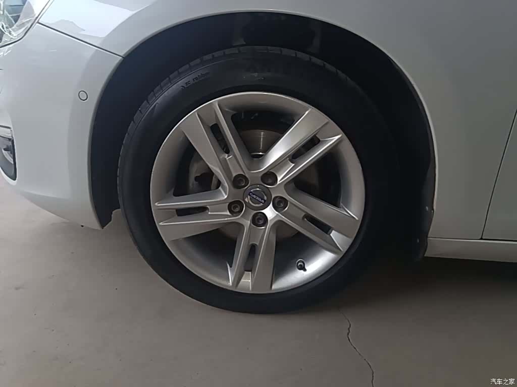 Volvo V60, 2016 23