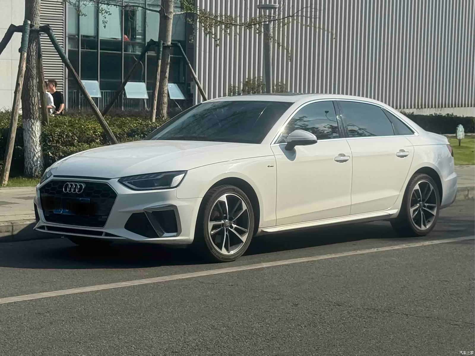 Audi A4L, 2020 1