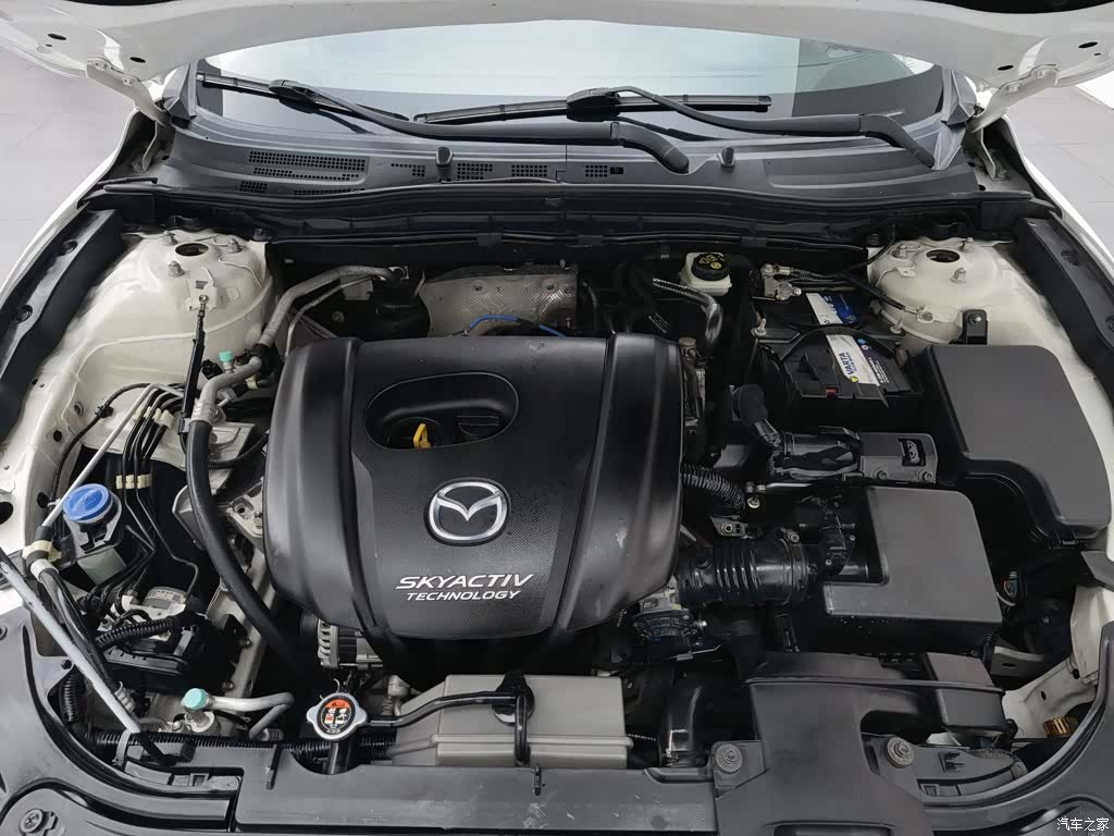 Mazda Mazda3, 2016 6