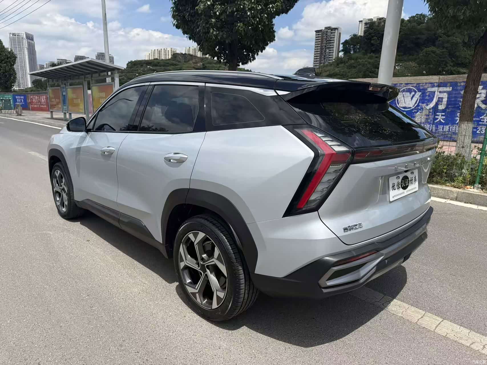 Geely Boyue, 2022 10