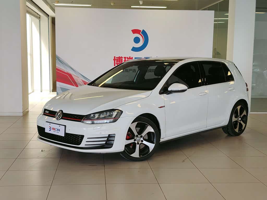 Volkswagen Golf GTI