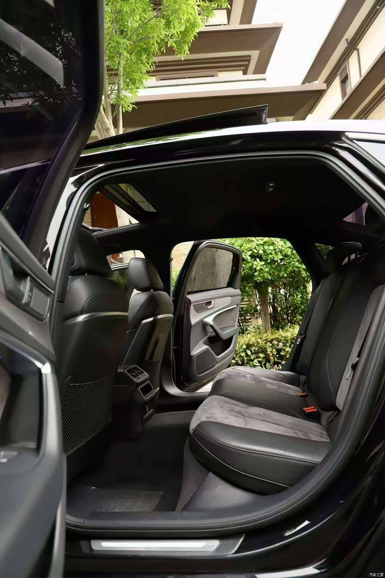 Audi A6L, 2019 12