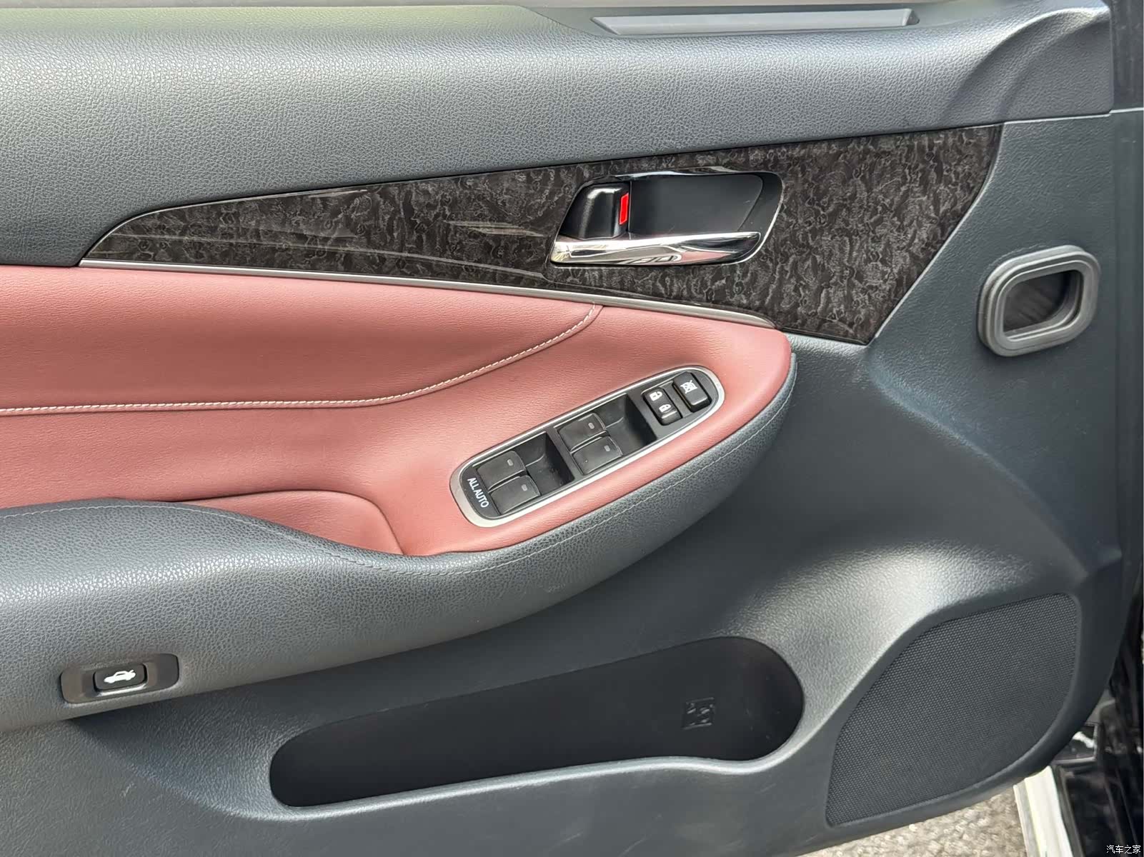 Toyota Crown, 2019 23