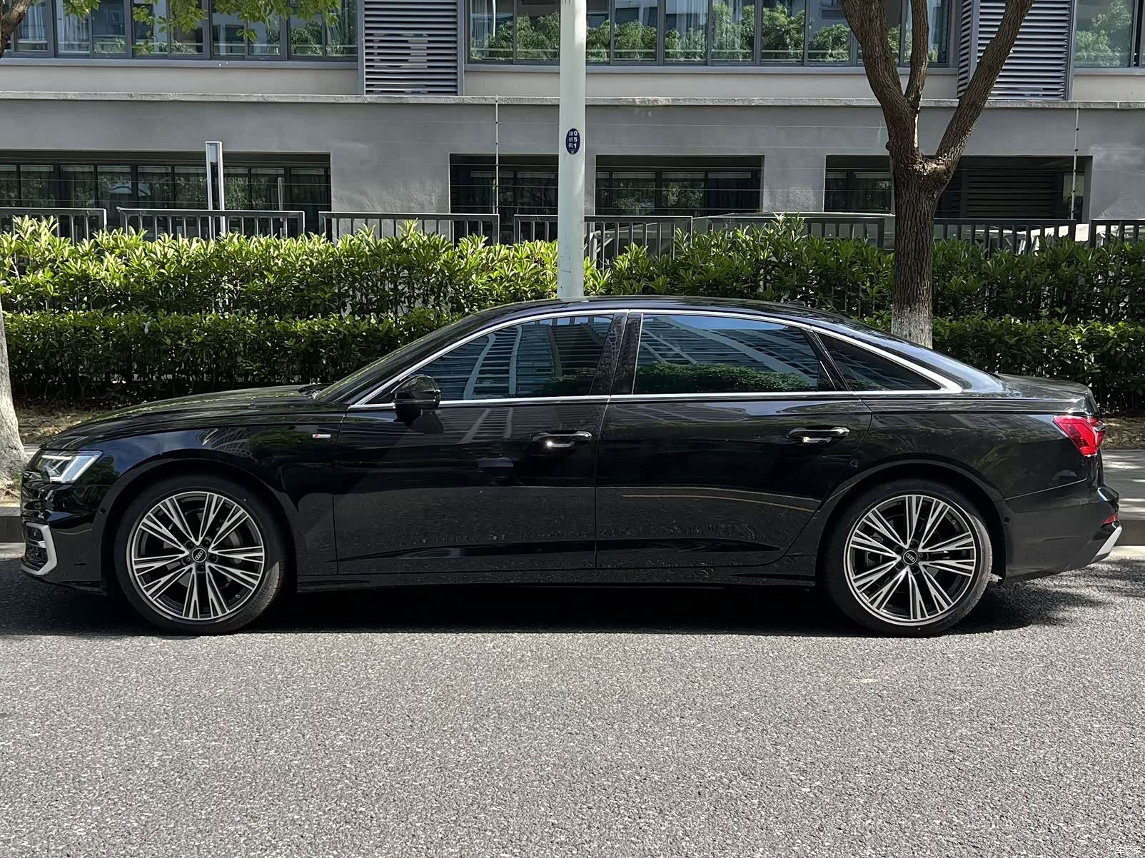 Audi A6L, 2023 3