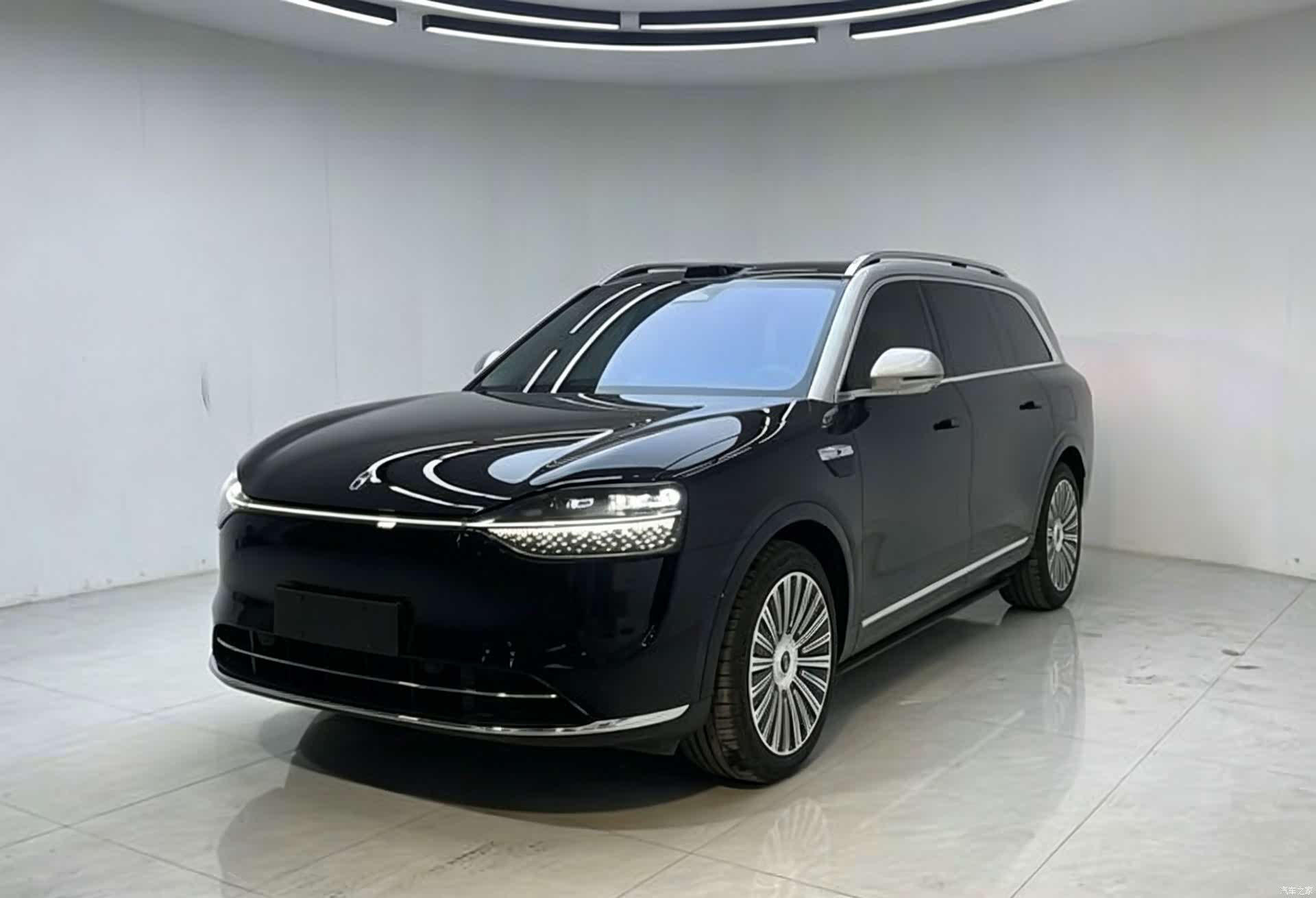 AITO M9, 2025 1
