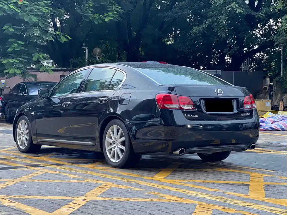 Lexus GS