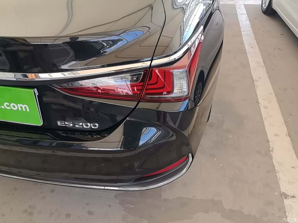 Lexus ES, 2024 8