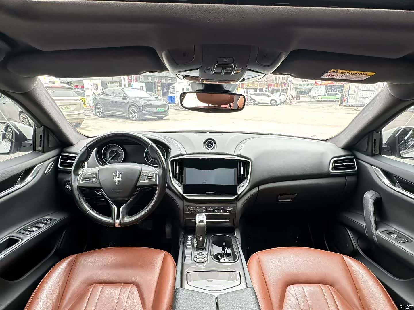 Maserati Ghibli, 2022 6